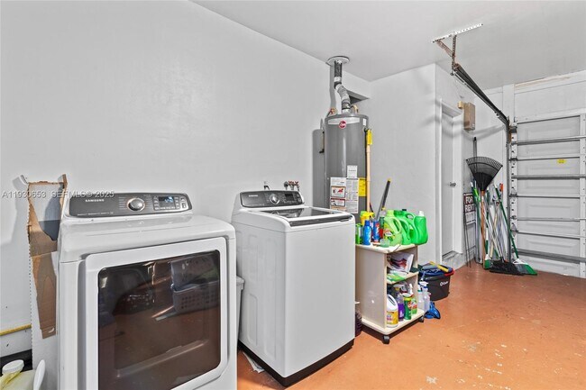 Building Photo - 7070 NW 21st St