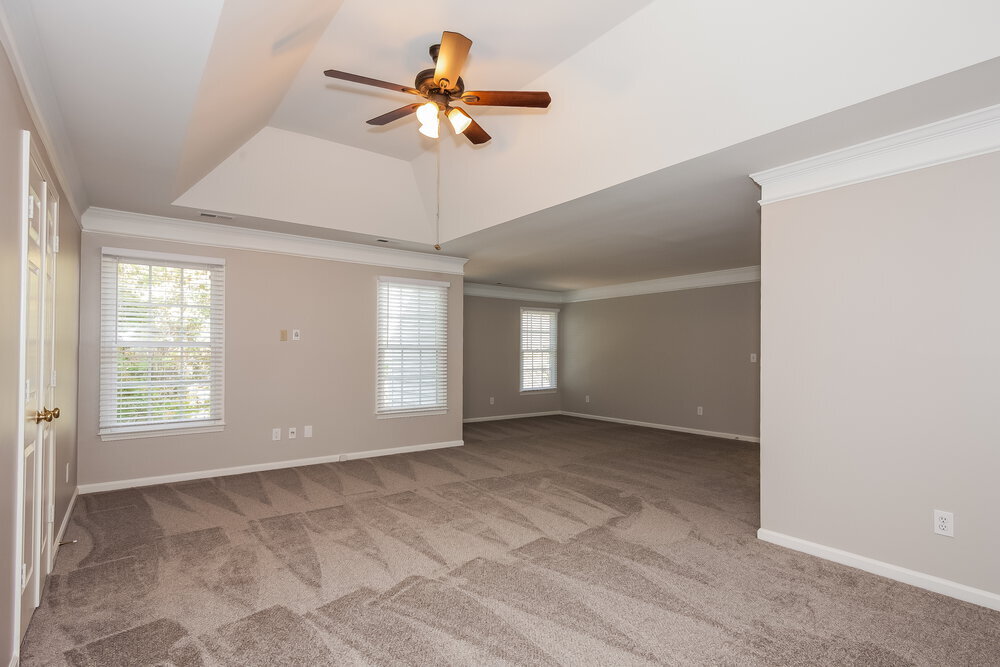 Building Photo - 10421 Henbane Ct