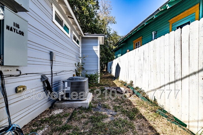 Building Photo - 139 Hansford St