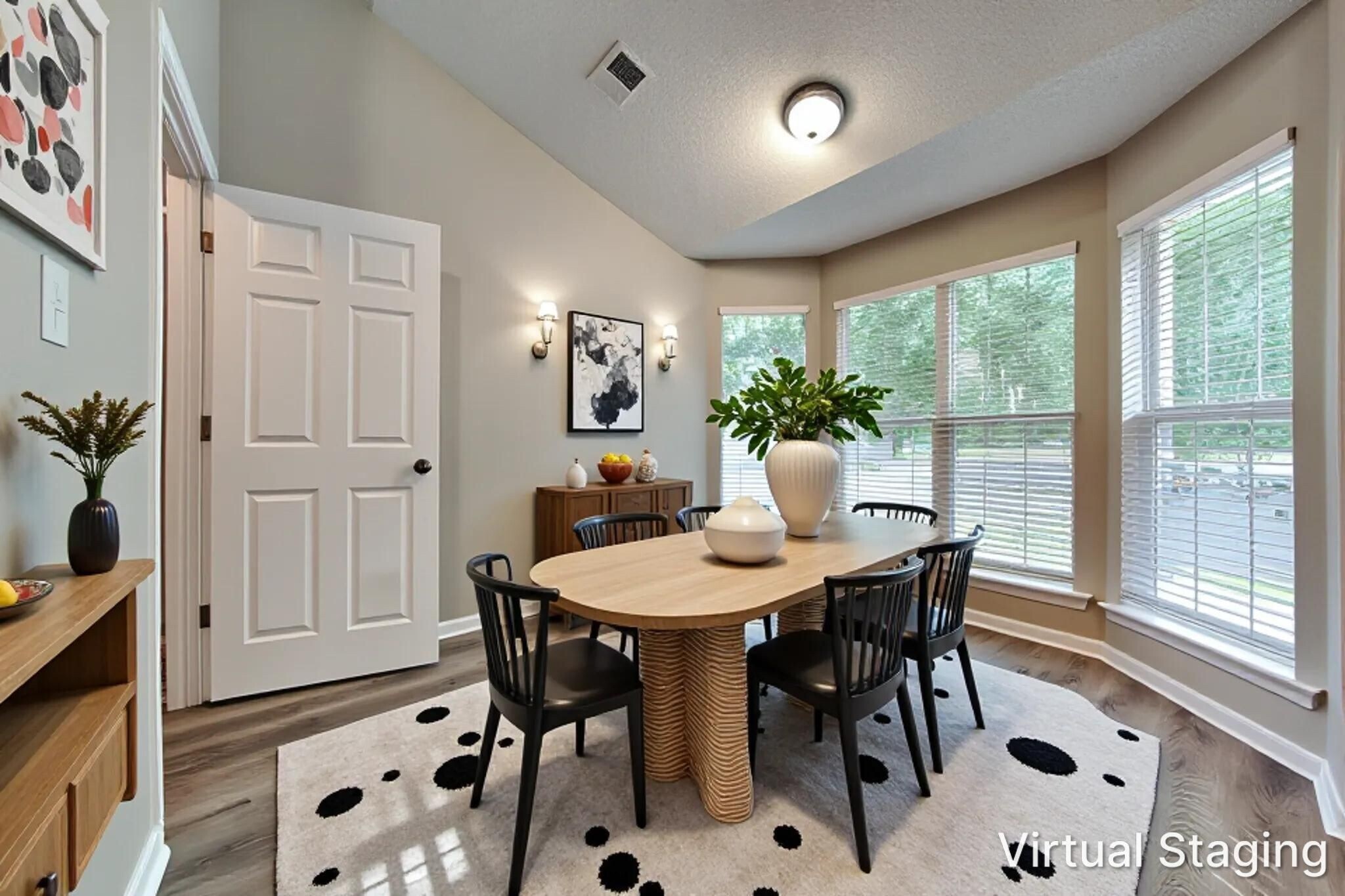 Building Photo - 10374 Cottage Oaks Dr