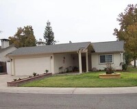 Building Photo - 7128 Blue Springs Way