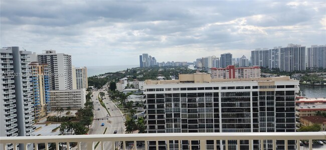 Building Photo - 1985 S Ocean Dr