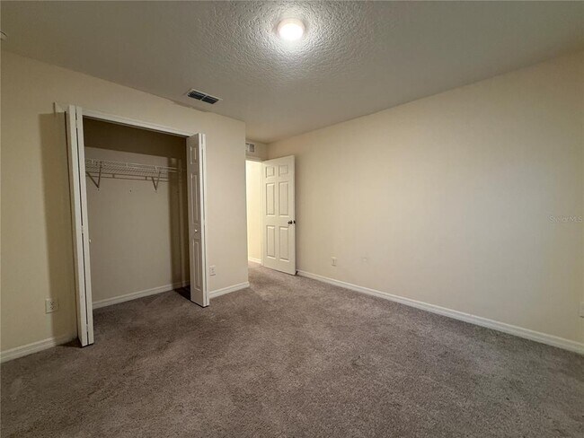 Building Photo - 44 Pineapple Dr