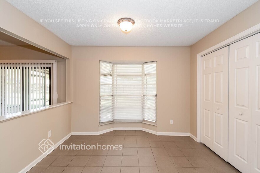 Building Photo - 2048 Pompano Pkwy