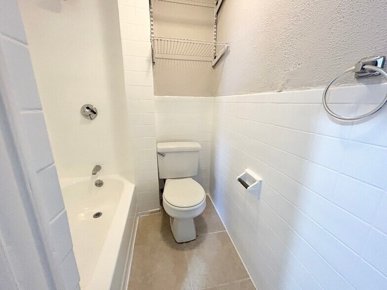 Primary Photo - 175 Gove St