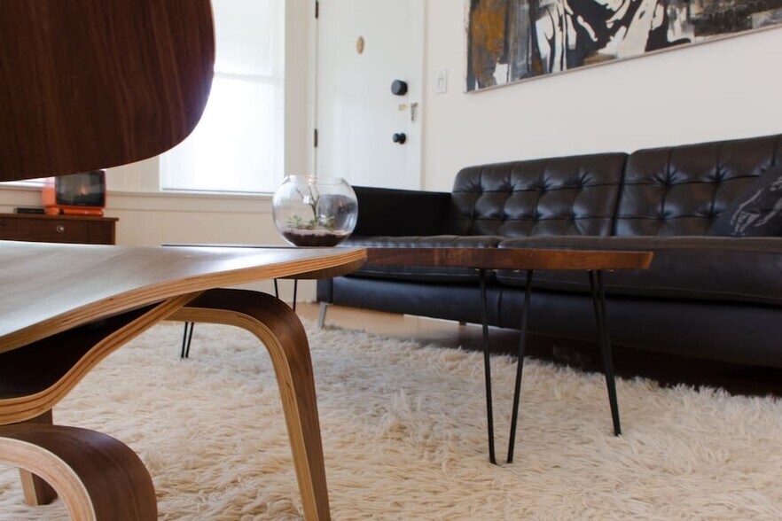 Building Photo - 1523 SE Ankeny St