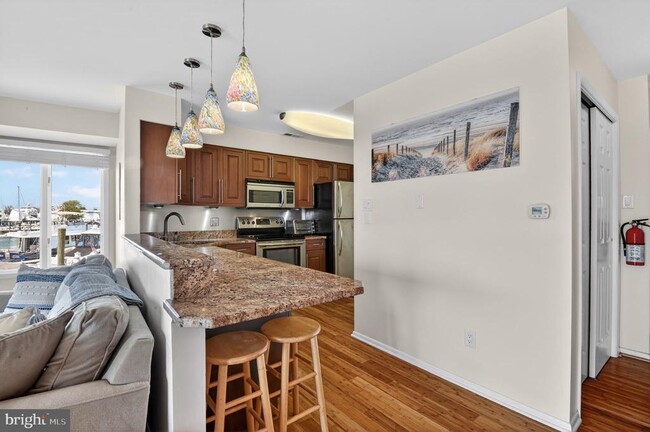 Building Photo - 1401 Harbour Cove