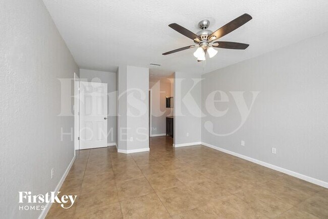 Building Photo - 2484 Albaca Dr