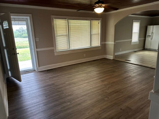 Building Photo - 6401 Stantonsburg Rd
