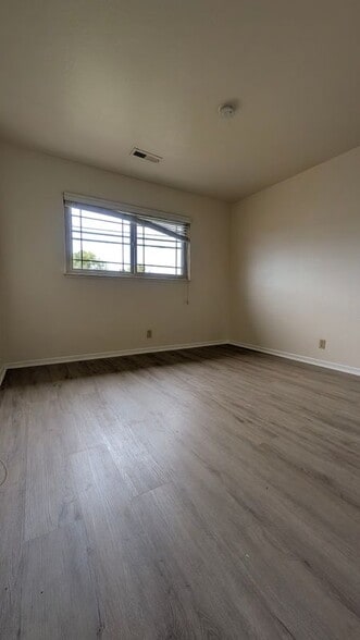 Building Photo - 950 Folsom Ave