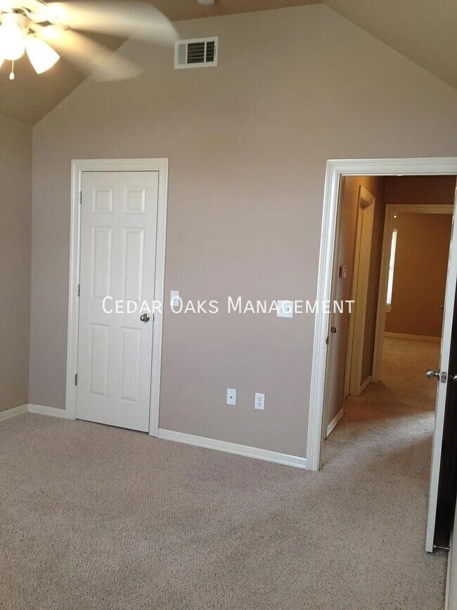 Building Photo - 7291 Haydens Way