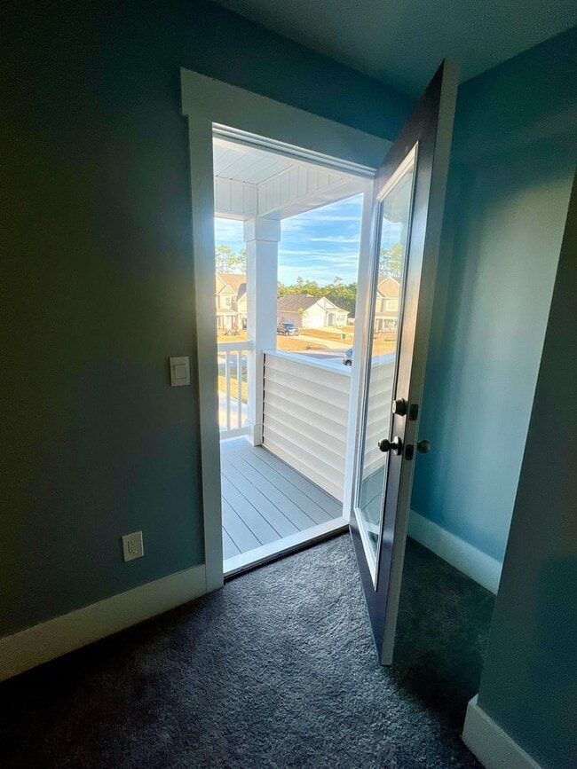 Building Photo - Prestigious 4 Bedroom Home on the Crystal ...