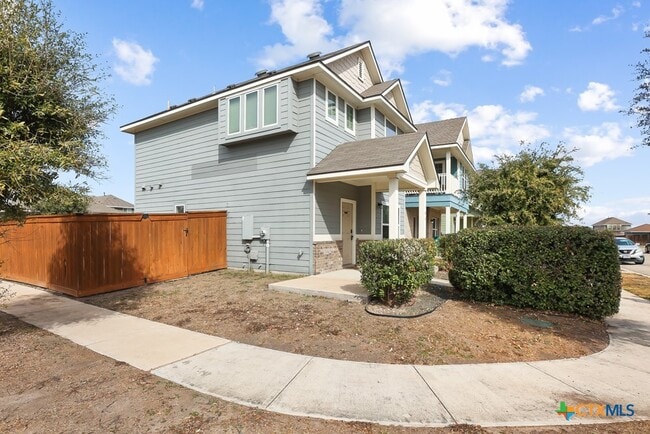 Building Photo - 105 Switchgrass St