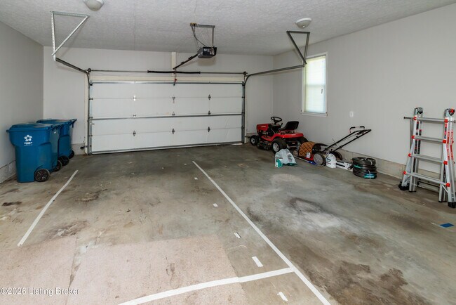 Building Photo - 3411 Sample Way