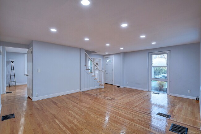 Building Photo - 204 Trout Brook Dr