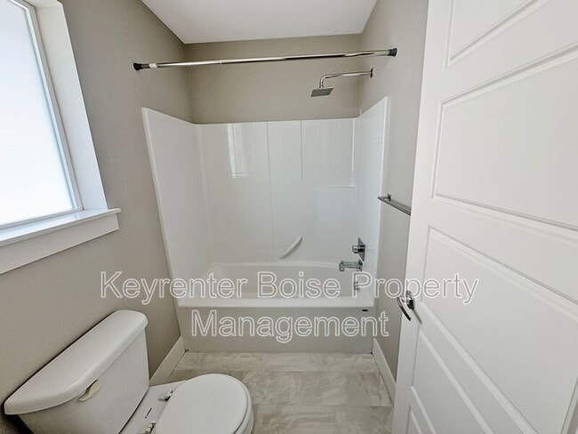 Building Photo - 2784 S Trailwood Way