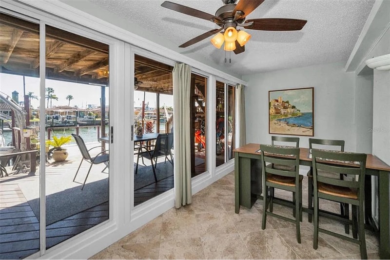 Building Photo - 2685 St Joseph Dr