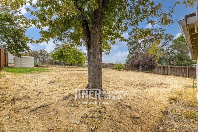 Building Photo - 3960 Annabelle Ave