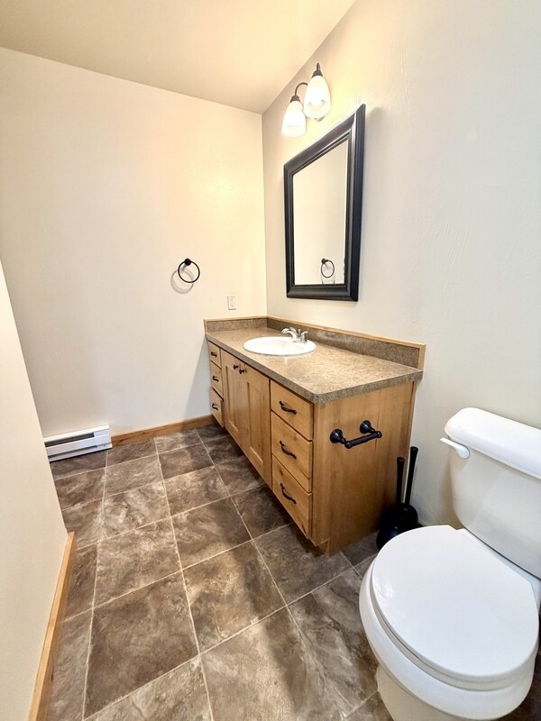 Building Photo - 3724 Travertine Way