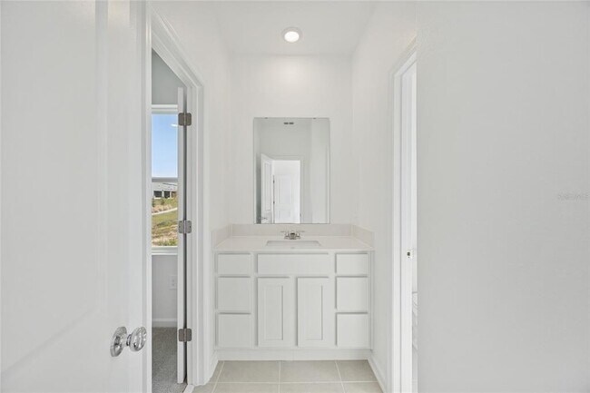 Building Photo - 2831 Maloof Dr