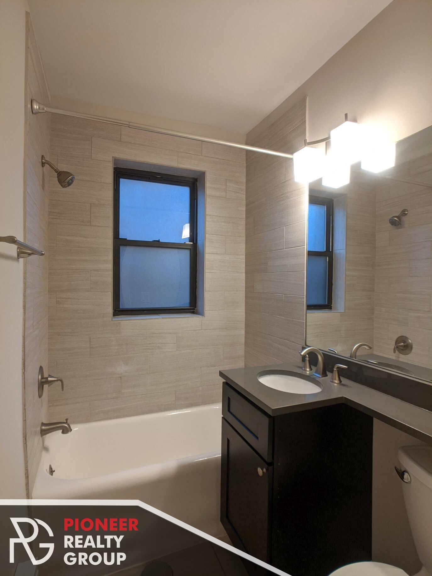 Building Photo - 2430 N Kedzie Blvd