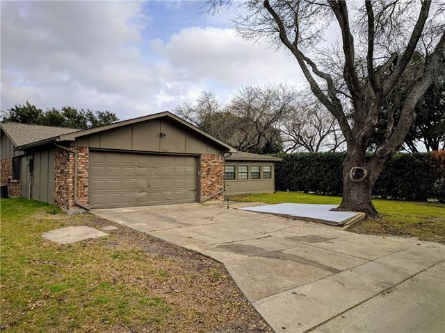 Building Photo - 5224 Cole Dr
