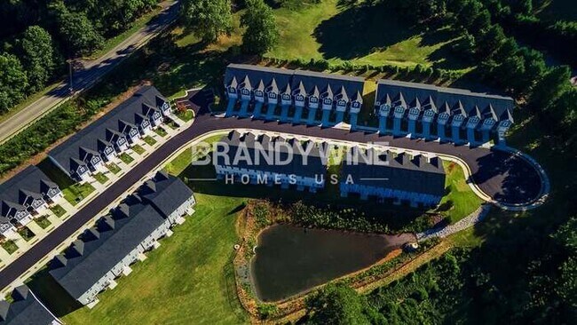 Building Photo - 114 Crestview Wy