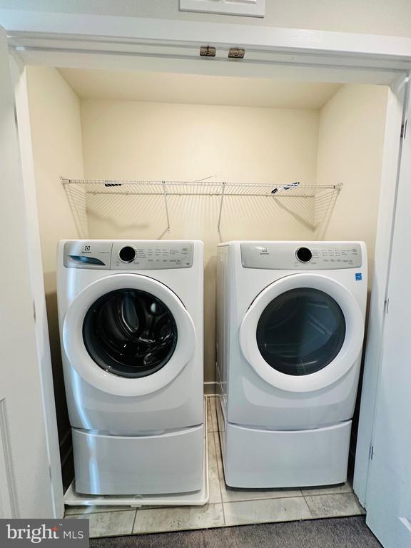 Building Photo - 5835 Kate Chopin Pl