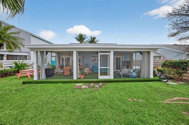 Building Photo - 14610 SW 145th Pl