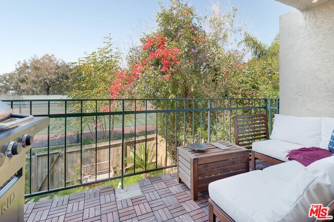 Building Photo - 6476 Cavalleri Rd