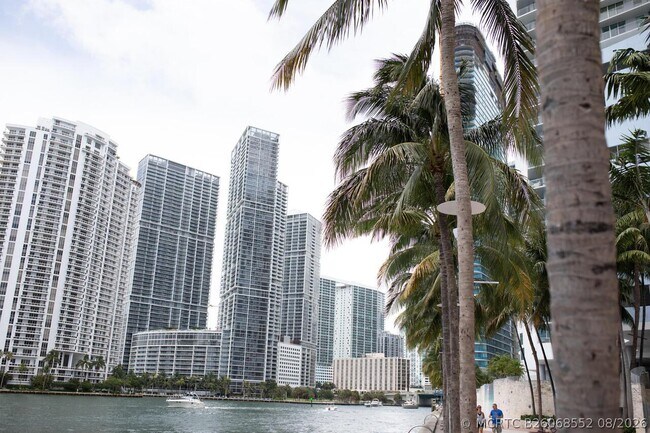 Building Photo - 325 S Biscayne Blvd