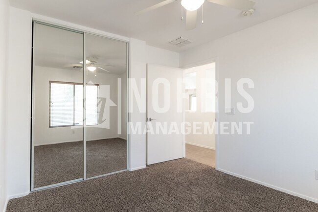 Building Photo - Large Home with Plenty of Room in Coolidge