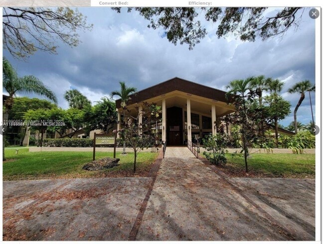 Building Photo - 14501 N Kendall Dr