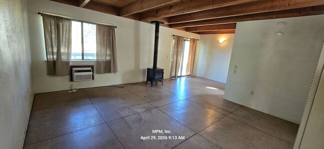 Building Photo - 2 bedroom 1 bath home in Heritage Ranch