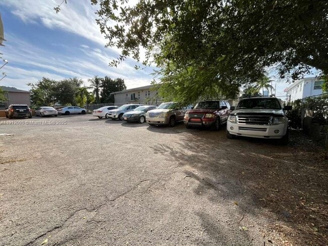 Building Photo - 1844 NW 19th St