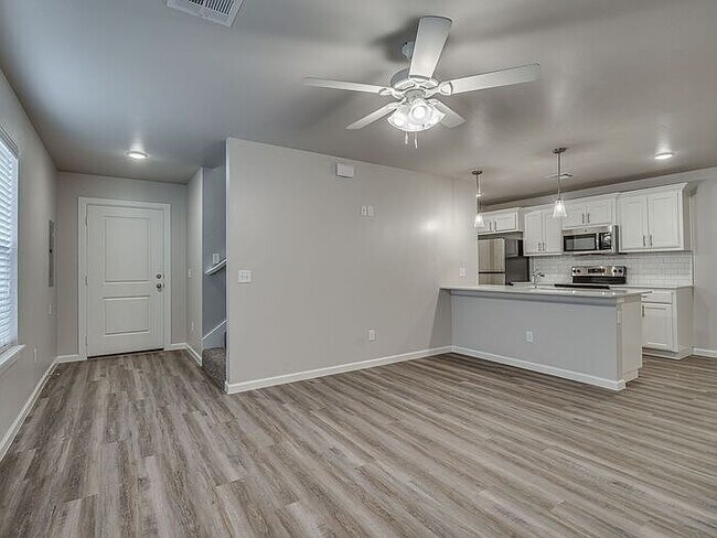 Building Photo - 12002 Rhya Ln