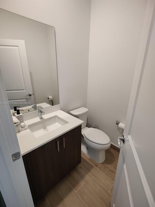 Building Photo - 5699 Argento Dr