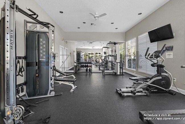 Building Photo - 5125 Palm Springs Blvd