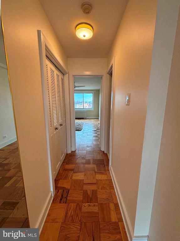 Building Photo - 1200 N Nash St