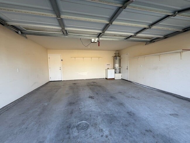 Building Photo - Coming Soon!