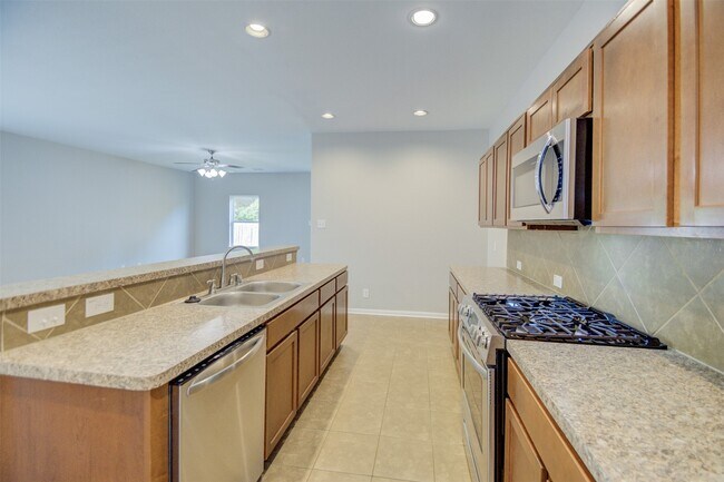 Building Photo - 6026 Burnet Bend Ave