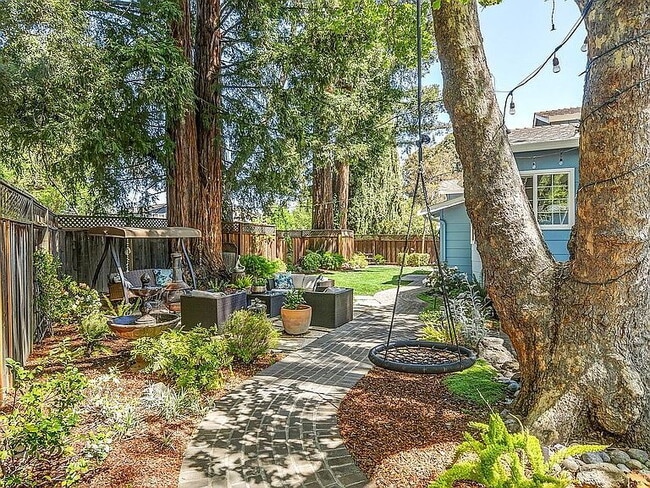 Building Photo - "Charming 4-Bedroom Retreat with 3 Full Baths in Pleasanton – 2,398 Sq Ft of Comfortable Living!"