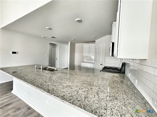 Building Photo - 29529 Spring Copper