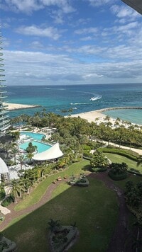 Building Photo - 10275 Collins Ave