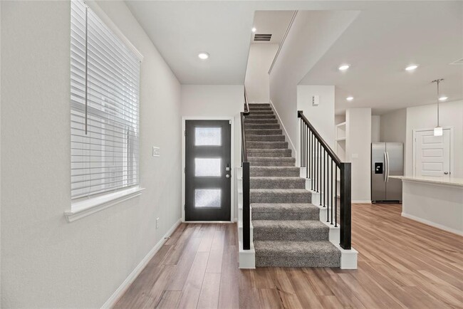 Building Photo - 1522 Beach Oak Dr