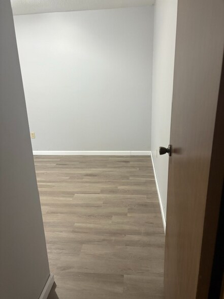 Building Photo - 423 N Emmett St