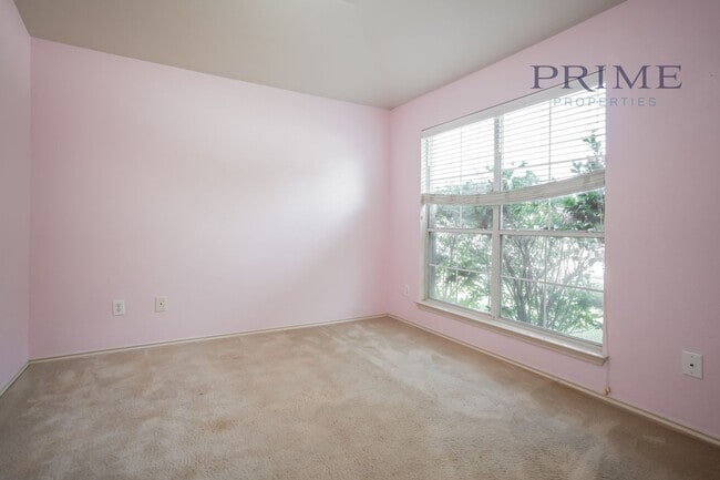 Building Photo - Amazing home ready to move in!