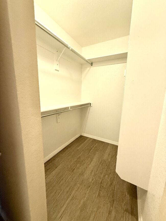 Building Photo - 4707 Mill Creek Dr