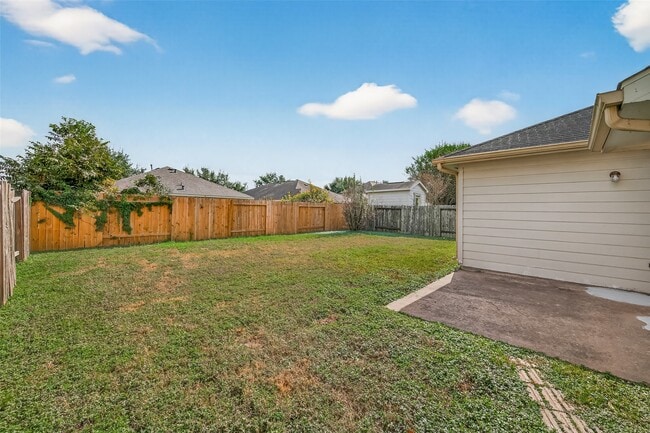 Building Photo - 926 Dracena Ct