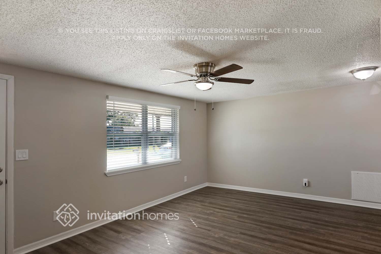 Building Photo - 3423 Garfield Dr